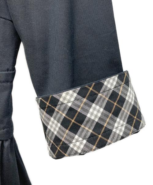 BURBERRY BLUE LABEL（バーバリー ブルー レーベル）BURBERRY BLUE LABEL (バーバリーロンドンブルーレーベル) 金ボタン長袖ワンピース ブラック サイズ:36の古着・服飾アイテム