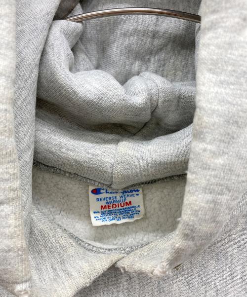Champion REVERSE WEAVE（チャンピオン リバース ウィーブ）Champion REVERSE WEAVE (チャンピオン リバース ウィーブ) リバースウィーブスウェットパーカー グレー サイズ:MEDIUMの古着・服飾アイテム