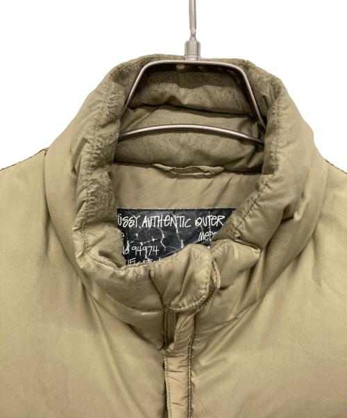 stussy（ステューシー）stussy (ステューシー) ダウンベスト ベージュ サイズ:Mの古着・服飾アイテム