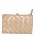 BOTTEGA VENETA (ボッテガベネタ) ミディアム二つ折りウォレット ベージュ：5000円