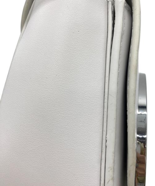 DIESEL（ディーゼル）DIESEL (ディーゼル) クロスボディバッグ ホワイトの古着・服飾アイテム