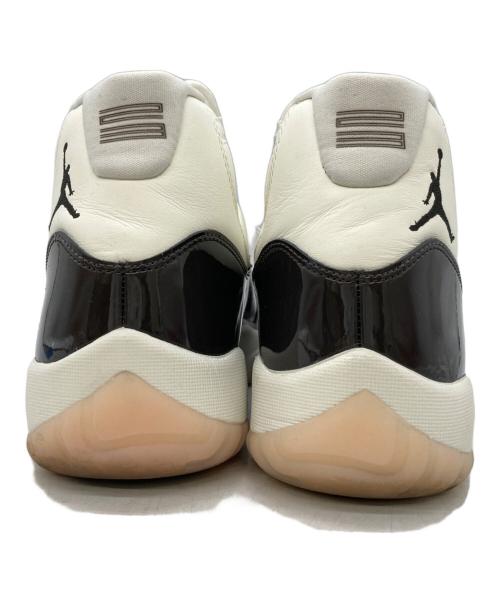NIKE（ナイキ）NIKE (ナイキ) WMNS AIR JORDAN 11 RETRO アイボリー サイズ:US11の古着・服飾アイテム