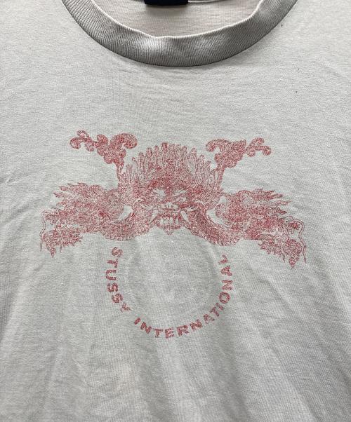 stussy（ステューシー）stussy (ステューシー) SSリンクドラゴンTシャツ ベージュ サイズ:Lの古着・服飾アイテム