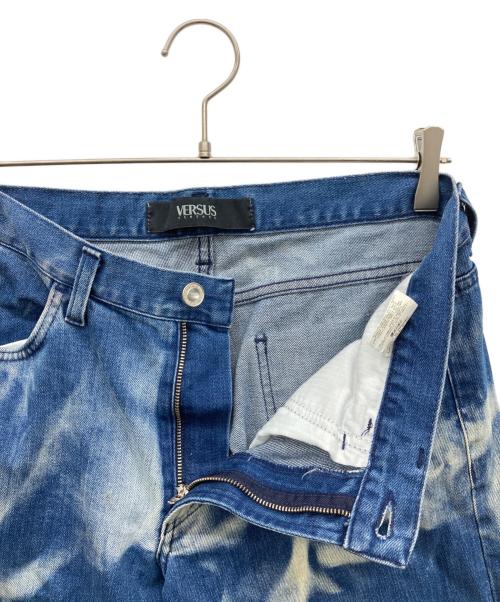 VERSUS（ヴェルサス）VERSUS (ヴェルサス) デニムパンツ インディゴ サイズ:50の古着・服飾アイテム