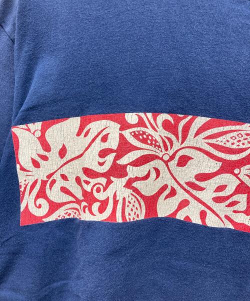 stussy（ステューシー）stussy (ステューシー) ハイビスカスプリントTシャツ ネイビー サイズ:XLの古着・服飾アイテム