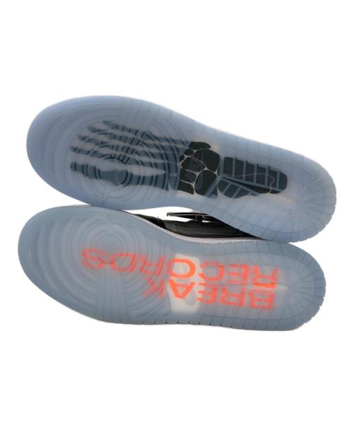 NIKE（ナイキ）NIKE (ナイキ) AIR JORDAN 1 MID GS ホワイト サイズ:US6Y 未使用品の古着・服飾アイテム