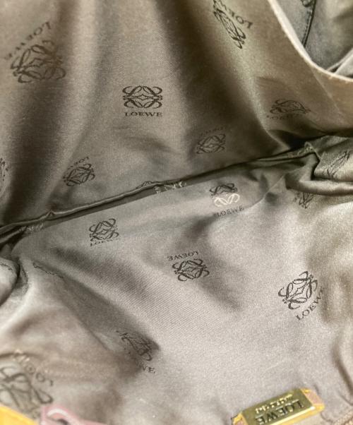LOEWE（ロエベ）LOEWE (ロエベ) アナグラムレザー巾着ショルダーバッグ ブラウンの古着・服飾アイテム