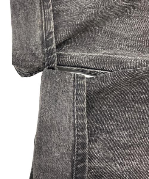 LEVI'S（リーバイス）LEVI'S (リーバイス) サスペンダーボタンデニムパンツ ブラック サイズ:W36×L34の古着・服飾アイテム