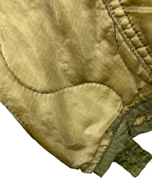 US ARMY（ユーエスアーミー）US ARMY (ユーエスアーミー) M65 FISHTAIL LINER カーキ サイズ:MEDIUMの古着・服飾アイテム