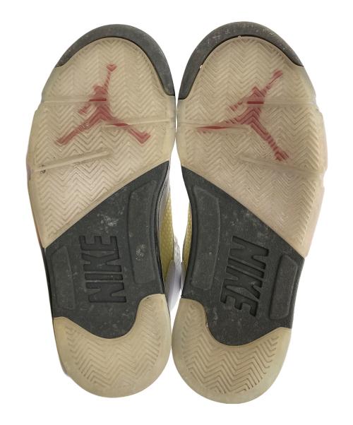 NIKE（ナイキ）NIKE (ナイキ) AIR JORDAN 5 RETRO ホワイト サイズ:US9の古着・服飾アイテム