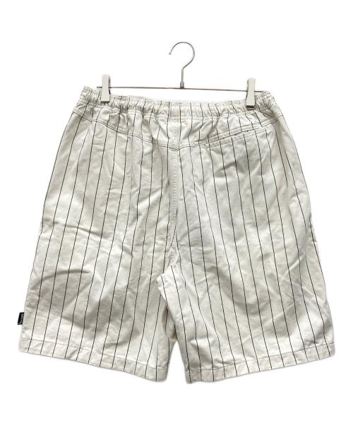 stussy（ステューシー）stussy (ステューシー) ピンストライプショートパンツ ホワイト サイズ:Lの古着・服飾アイテム