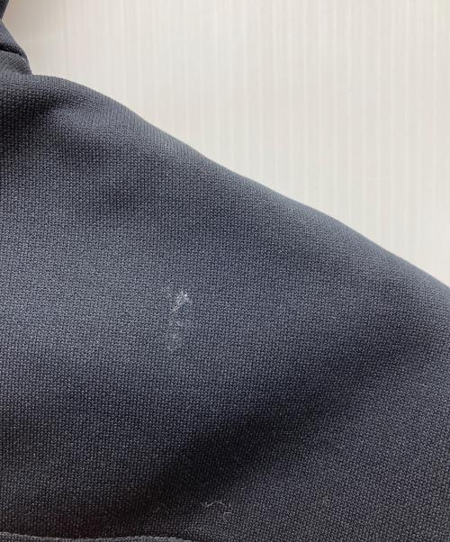 adidas（アディダス）adidas (アディダス) トラックジャケット ブラック×レッド サイズ:4の古着・服飾アイテム