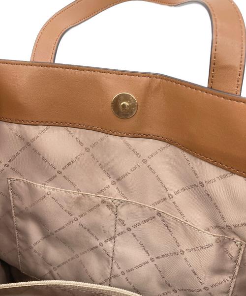 MICHAEL KORS（マイケル・コース）MICHAEL KORS (マイケル・コース) KENLY NS ホワイトの古着・服飾アイテム