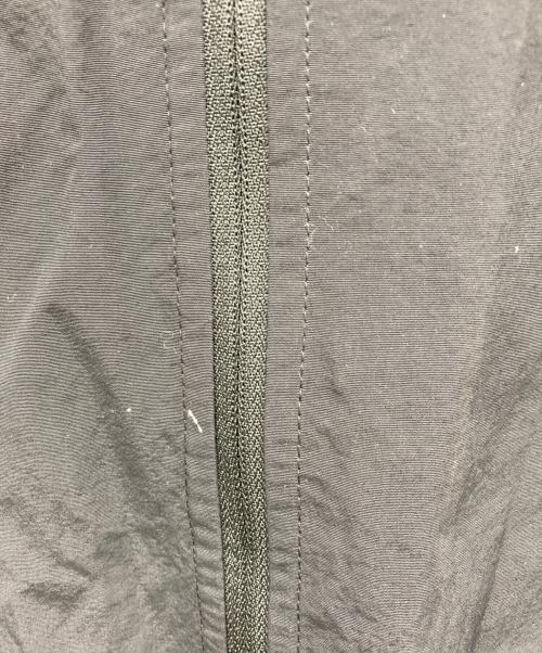 LEVI'S（リーバイス）LEVI'S (リーバイス) ナイロンジャケット ブラック サイズ:Mの古着・服飾アイテム