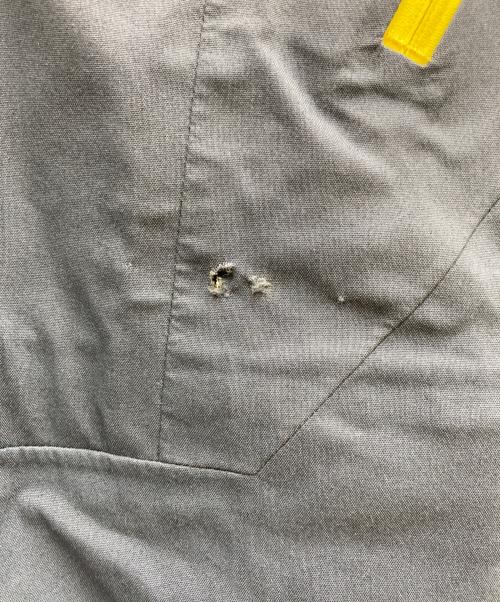 MOUNTAIN HARD WEAR（マウンテンハードウェア）MOUNTAIN HARD WEAR (マウンテンハードウェア) Ward Peak 3L Jacket ネイビー サイズ:MEN'S Lの古着・服飾アイテム