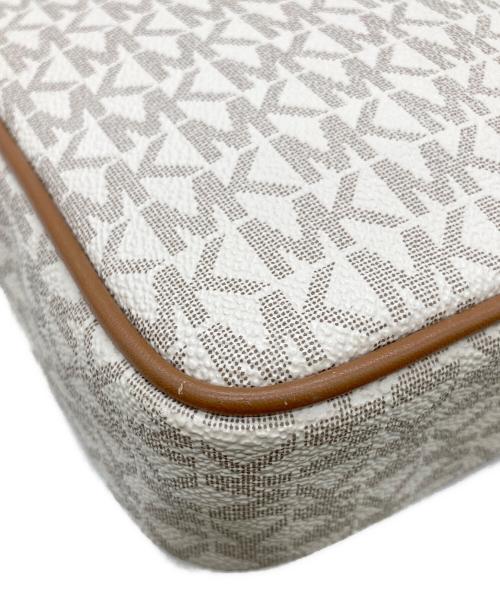 MICHAEL KORS（マイケル・コース）MICHAEL KORS (マイケルコース) JET SET LG EW CROSSBODY アイボリーの古着・服飾アイテム