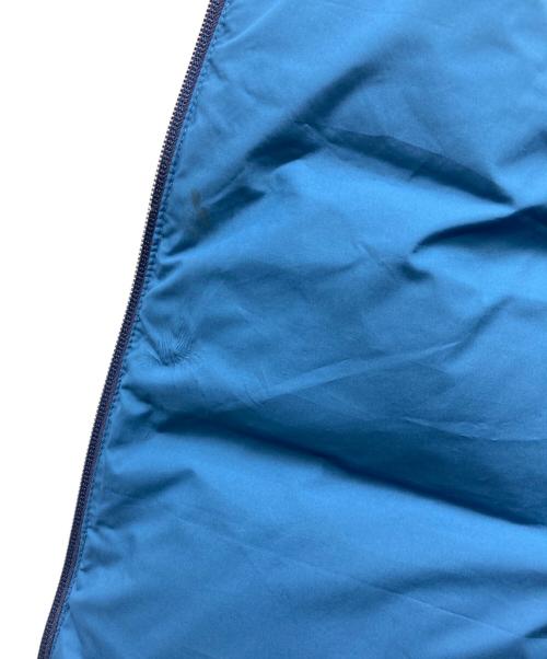 Patagonia（パタゴニア）Patagonia (パタゴニア) ダウンベスト ネイビー×レッド サイズ:Sの古着・服飾アイテム