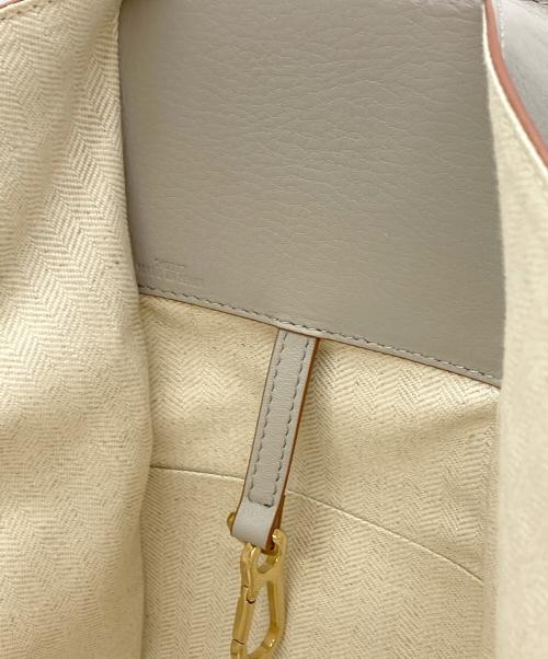 LOEWE（ロエベ）LOEWE (ロエベ) ハンモックスモールショルダーバッグ ベージュの古着・服飾アイテム