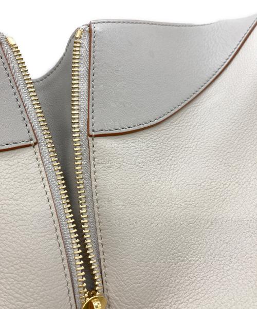 LOEWE（ロエベ）LOEWE (ロエベ) ハンモックスモールショルダーバッグ ベージュの古着・服飾アイテム