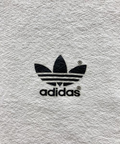 adidas（アディダス）adidas (アディダス) Vネックカットソー ホワイト サイズ:GB Lの古着・服飾アイテム