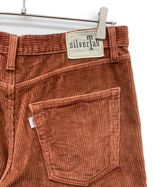 LEVI'S（リーバイス）LEVI'S (リーバイス) SILVERTAB LOOSE CARGOS BROWN CORDUROY オレンジ サイズ:W30×L32の古着・服飾アイテム