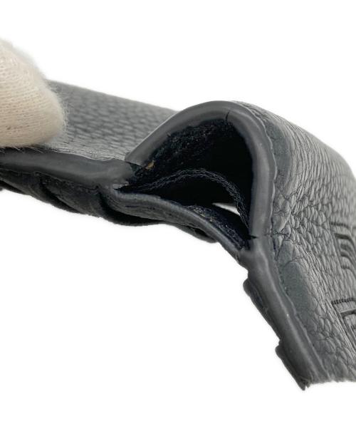 TORY BURCH（トリーバーチ）TORY BURCH (トリーバーチ) 2つ折り財布 ブラックの古着・服飾アイテム