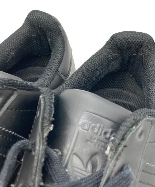 adidas（アディダス）adidas (アディダス) SUPER STAR ブラック サイズ:US6の古着・服飾アイテム