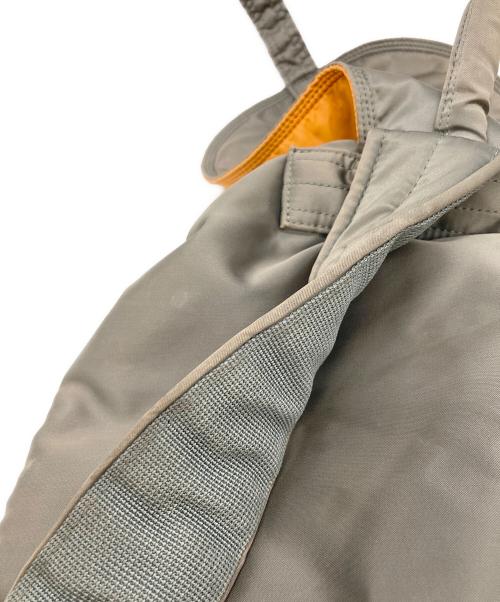 PORTER（ポーター）PORTER (ポーター) タンカー オリーブの古着・服飾アイテム