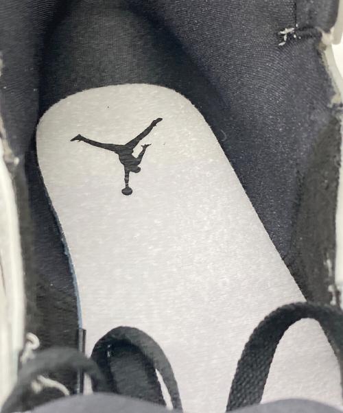 NIKE（ナイキ）NIKE (ナイキ) AIR JORDAN 1 MID グレー サイズ:US9.5の古着・服飾アイテム