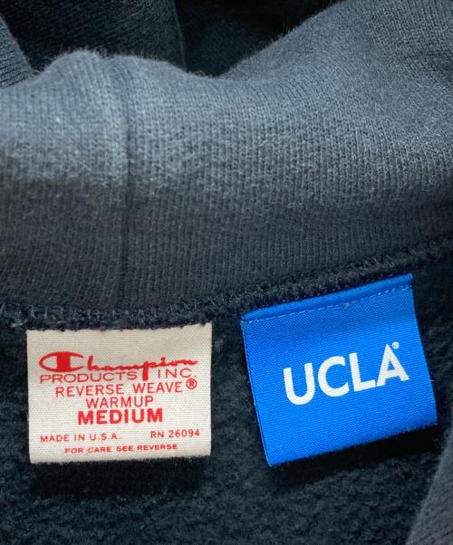 Champion REVERSE WEAVE（チャンピオン リバース ウィーブ）Champion REVERSE WEAVE (チャンピオン リバース ウィーブ) UCLA (ユーシーエルエー) カレッジロゴパーカー ネイビー サイズ:MEDIUMの古着・服飾アイテム