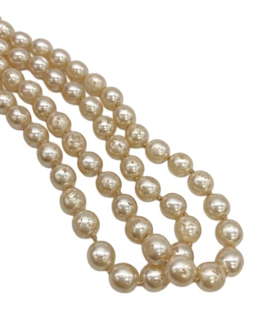 Salvatore Ferragamo（サルヴァトーレ フェラガモ）Salvatore Ferragamo (サルヴァトーレ フェラガモ) ネックレス ホワイトの古着・服飾アイテム