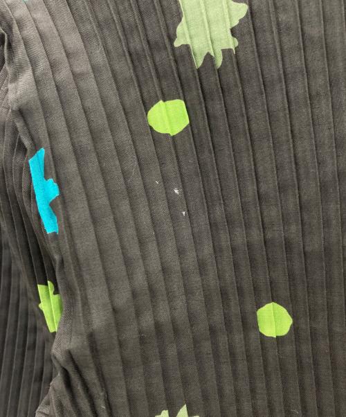 ISSEY MIYAKE（イッセイミヤケ）ISSEY MIYAKE (イッセイミヤケ) プリーツシャツカーディガン オリーブ サイズ:2の古着・服飾アイテム