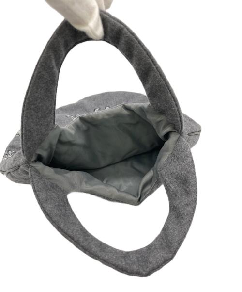 mina perhonen（ミナ ペルホネン）mina perhonen (ミナ ペルホネン) wolf&flower グレーの古着・服飾アイテム