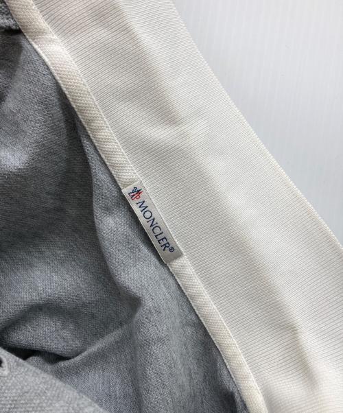 MONCLER（モンクレール）MONCLER (モンクレール) ポロシャツ グレー サイズ:XLの古着・服飾アイテム