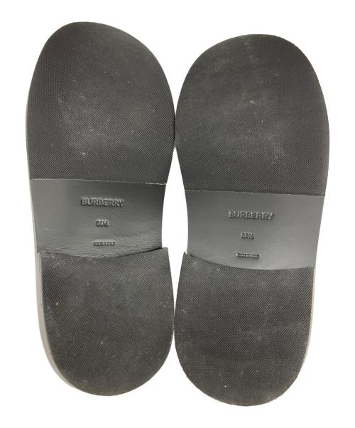 BURBERRY（バーバリー）BURBERRY (バーバリー) レザーシューズ ブラック サイズ:38 1/2の古着・服飾アイテム