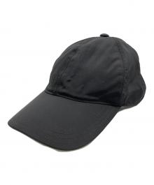 PRADA（プラダ）の古着「ロゴプレートナイロンベースボールキャップ」｜ブラック