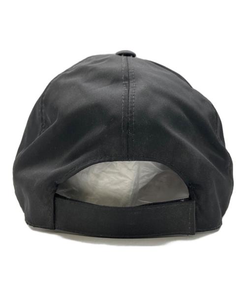 PRADA（プラダ）PRADA (プラダ) ロゴプレートナイロンベースボールキャップ ブラック サイズ:Lの古着・服飾アイテム