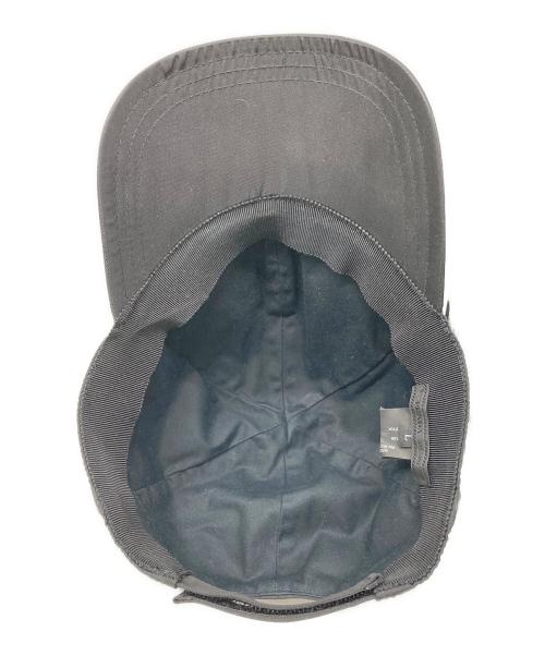 PRADA（プラダ）PRADA (プラダ) ロゴプレートナイロンベースボールキャップ ブラック サイズ:Lの古着・服飾アイテム