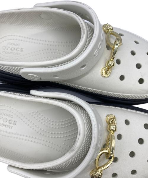 crocs（クロックス）crocs (クロックス) 厚底サンダル ホワイト×ブラック サイズ:M7 W9の古着・服飾アイテム