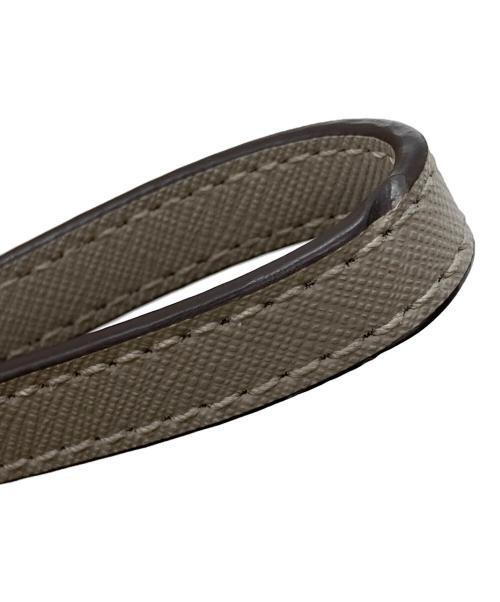 MICHAEL KORS（マイケル・コース）MICHAEL KORS (マイケル・コース) ショルダーバッグ ホワイトの古着・服飾アイテム