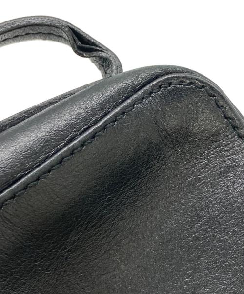 BALLY（バリー）BALLY (バリー) キューブショルダーバッグ ブラックの古着・服飾アイテム