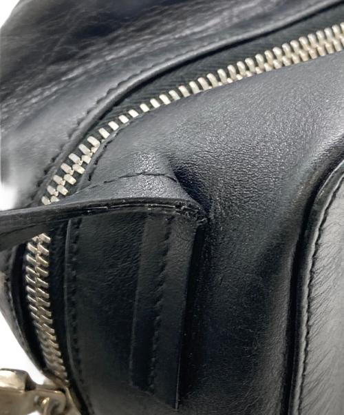 BALLY（バリー）BALLY (バリー) キューブショルダーバッグ ブラックの古着・服飾アイテム