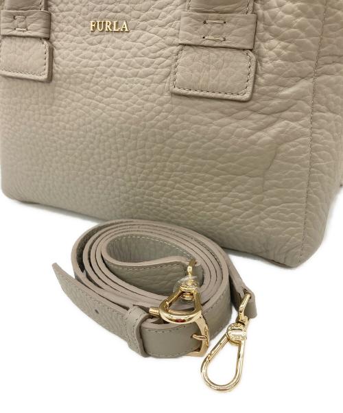FURLA（フルラ）FURLA (フルラ) 2WAYショルダーバッグ ベージュの古着・服飾アイテム