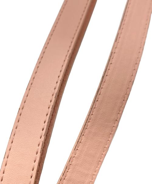 familiar（ファミリア）familiar (ファミリア) ショルダーベルト付長財布 ピンクの古着・服飾アイテム