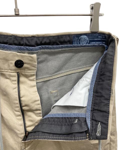 DIESEL（ディーゼル）DIESEL (ディーゼル) ジョグハーフパンツ ベージュ サイズ:28の古着・服飾アイテム