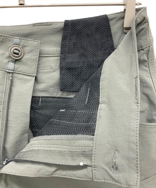 virtute vera（ヴァ―チュー ヴェラ）virtute vera (ヴァ―チュー ヴェラ) ナイロンカーゴパンツ カーキ サイズ:W32×L32の古着・服飾アイテム