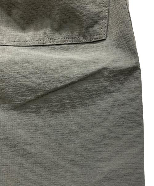 virtute vera（ヴァ―チュー ヴェラ）virtute vera (ヴァ―チュー ヴェラ) ナイロンカーゴパンツ カーキ サイズ:W32×L32の古着・服飾アイテム