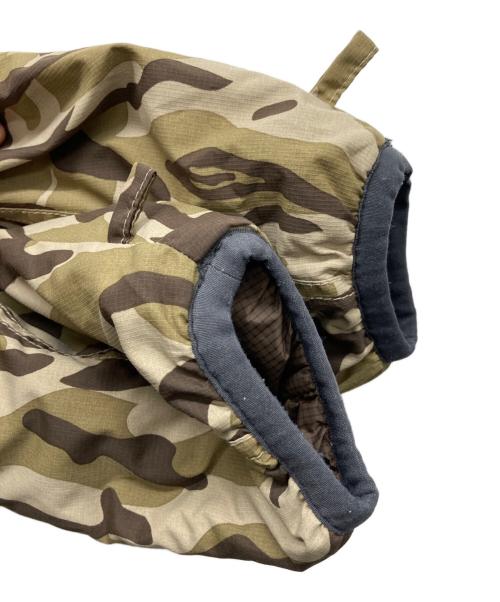 Columbia（コロンビア）Columbia (コロンビア) リバーシブル中綿ジャケット カーキ サイズ:Mの古着・服飾アイテム