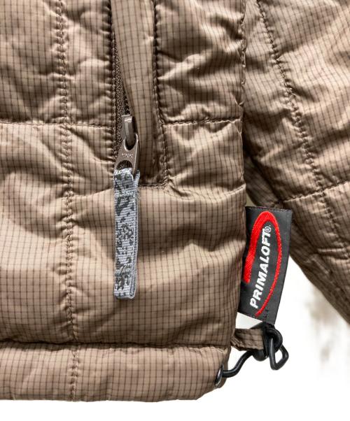 Columbia（コロンビア）Columbia (コロンビア) リバーシブル中綿ジャケット カーキ サイズ:Mの古着・服飾アイテム