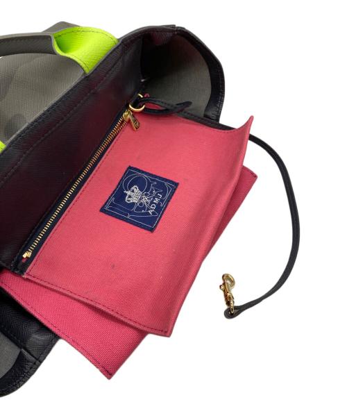 A.D.M.J.（エーディーエムジェイ）A.D.M.J. (エーディーエムジェイ) カモフラハンドバッグ カーキの古着・服飾アイテム